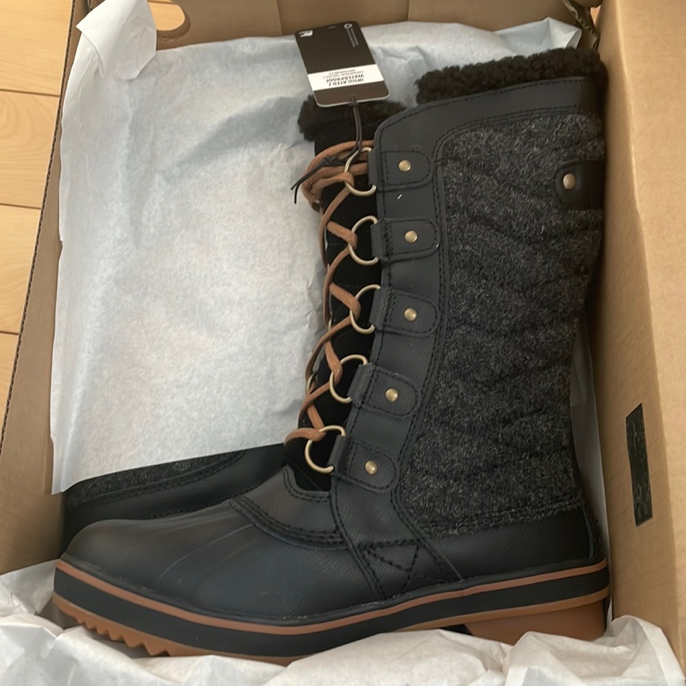 Sorel women's tall winter boots - size 7.5 - new in box